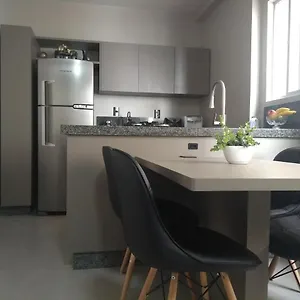 Apartamento Avenida Brasil Bc Apartamento